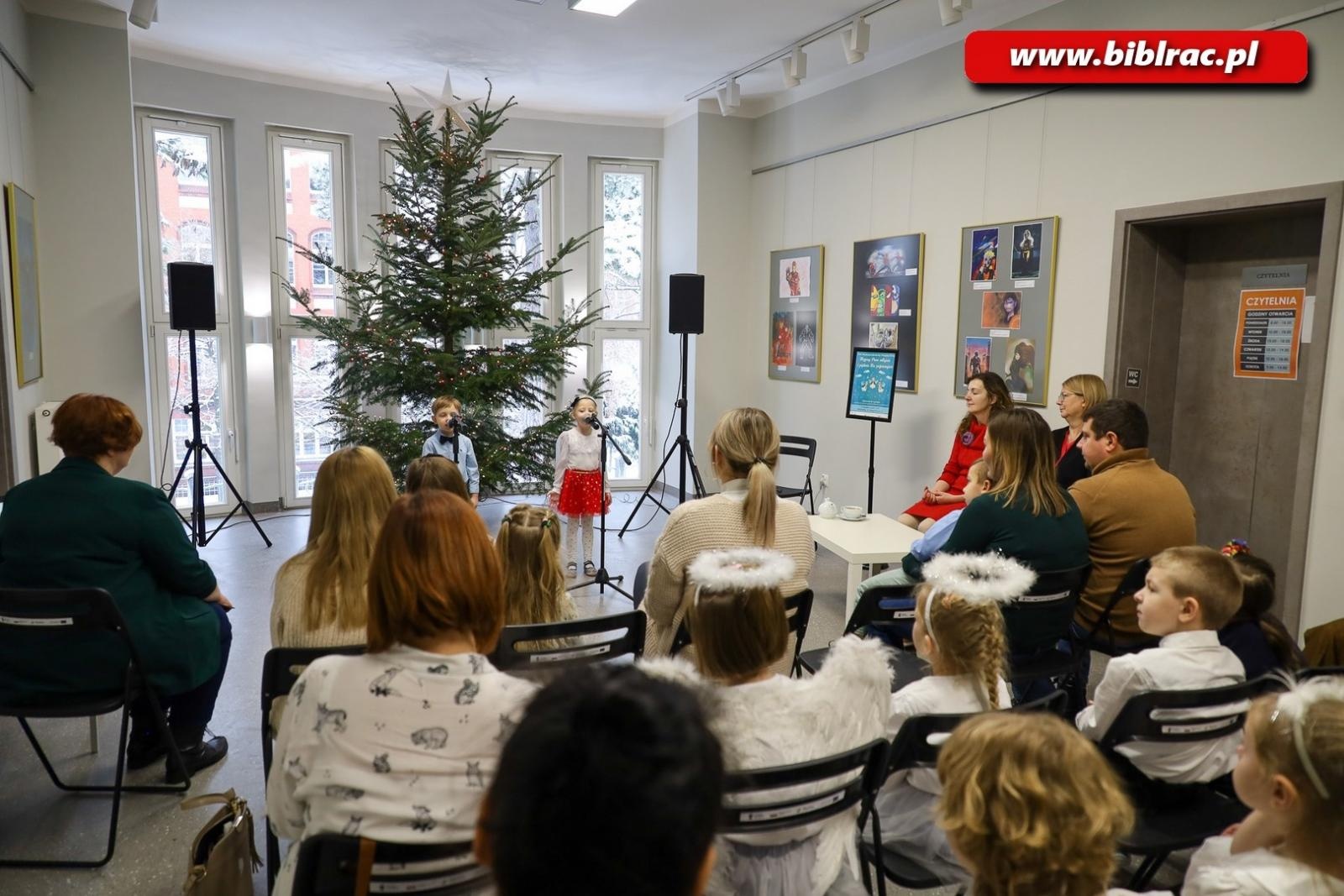 Zdjęcie w galerii na portalu naszraciborz.pl: Wszyscy Pana witajcie - przegląd kolęd na Kasprowicza [FOTO i WIDEO] wiadomości z regionu