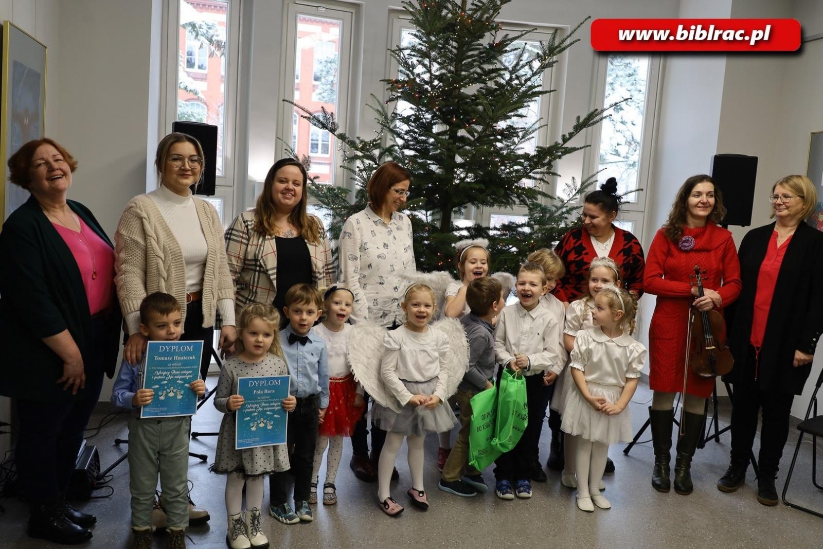 Zdjęcie w galerii na portalu naszraciborz.pl: Wszyscy Pana witajcie - przegląd kolęd na Kasprowicza [FOTO i WIDEO] wiadomości z regionu