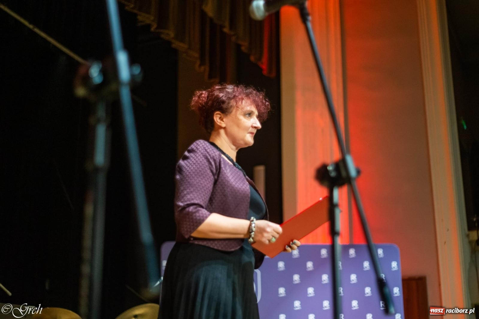 Zdjęcie w galerii na portalu naszraciborz.pl: W RCK wręczono nagrody w dziedzinie kultury i wolontariatu [FOTO i WIDEO] wiadomości z regionu