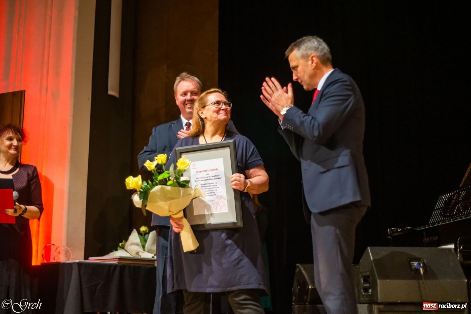 Zdjęcie w galerii na portalu naszraciborz.pl: W RCK wręczono nagrody w dziedzinie kultury i wolontariatu [FOTO i WIDEO] wiadomości z regionu