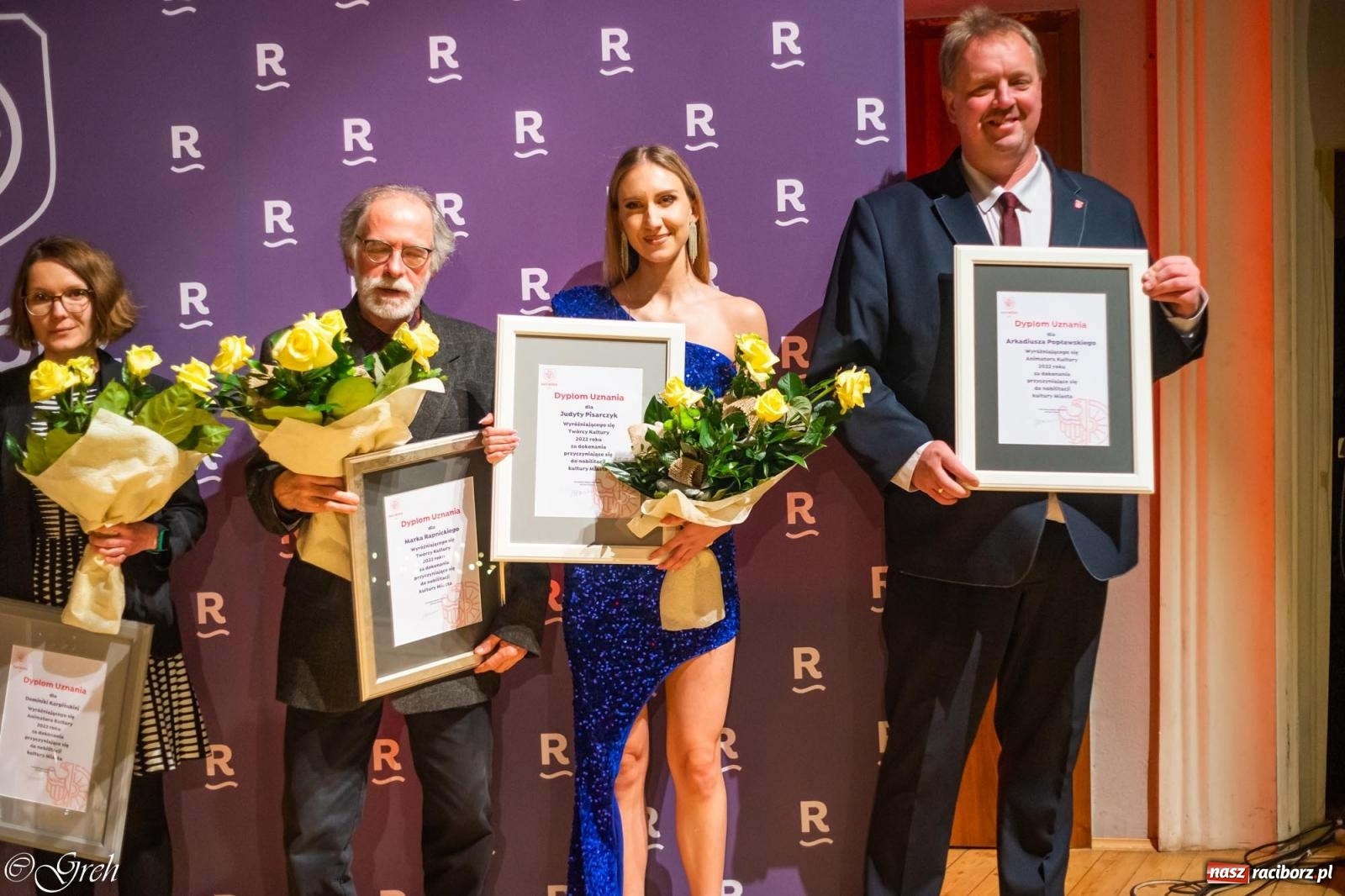 Zdjęcie w galerii na portalu naszraciborz.pl: W RCK wręczono nagrody w dziedzinie kultury i wolontariatu [FOTO i WIDEO] wiadomości z regionu