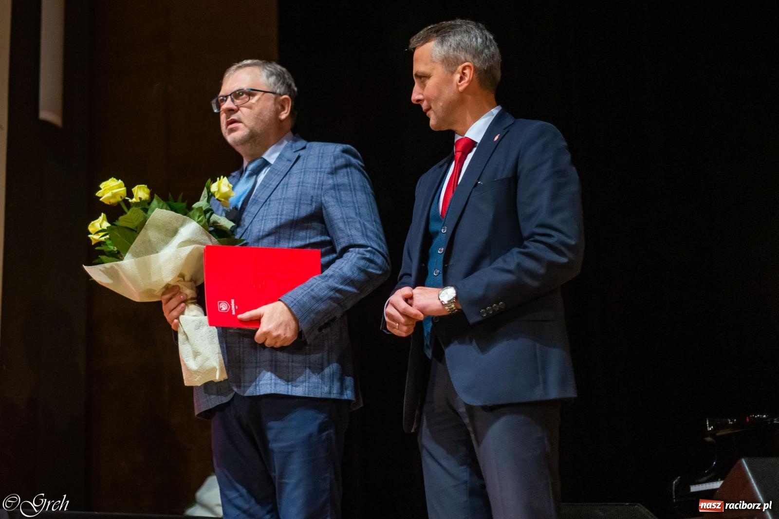 Zdjęcie w galerii na portalu naszraciborz.pl: W RCK wręczono nagrody w dziedzinie kultury i wolontariatu [FOTO i WIDEO] wiadomości z regionu