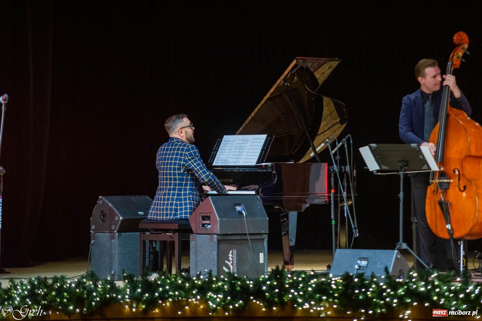 Zdjęcie w galerii na portalu naszraciborz.pl: W RCK wręczono nagrody w dziedzinie kultury i wolontariatu [FOTO i WIDEO] wiadomości z regionu