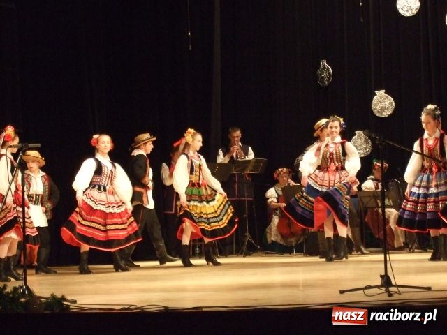 Zdjęcie w galerii na portalu naszraciborz.pl: Źródło wytańczyło Kopciuszka wiadomości z regionu