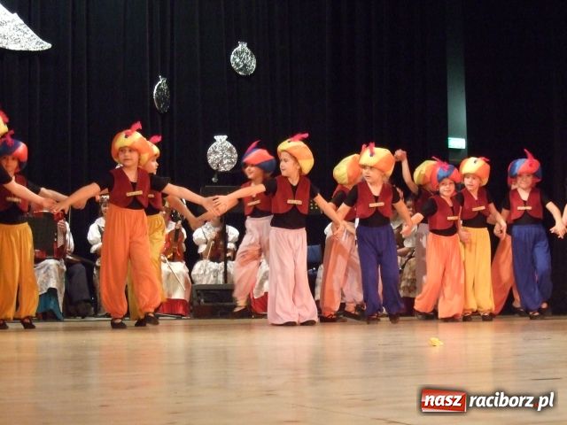 Zdjęcie w galerii na portalu naszraciborz.pl: Źródło wytańczyło Kopciuszka wiadomości z regionu