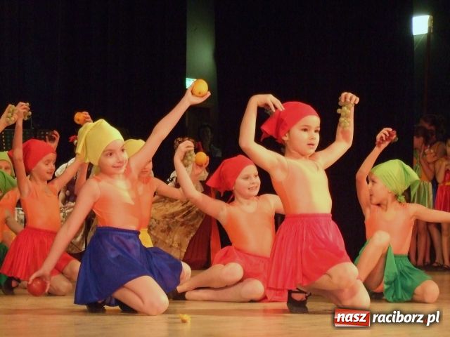 Zdjęcie w galerii na portalu naszraciborz.pl: Źródło wytańczyło Kopciuszka wiadomości z regionu