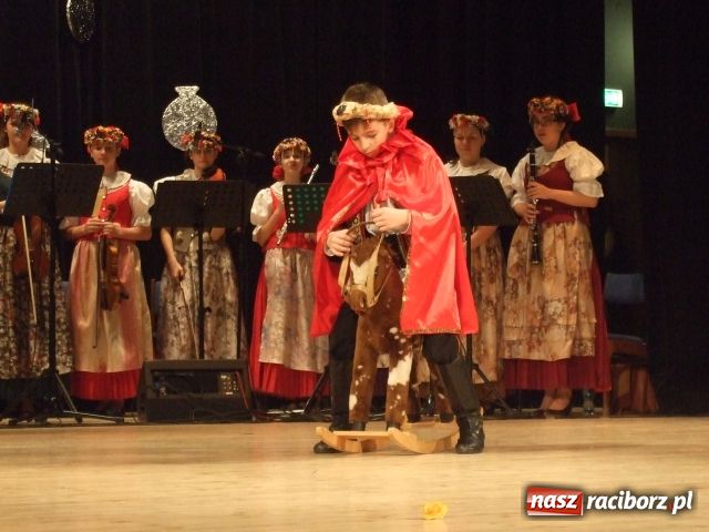 Zdjęcie w galerii na portalu naszraciborz.pl: Źródło wytańczyło Kopciuszka wiadomości z regionu