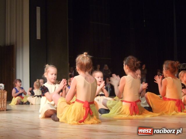 Zdjęcie w galerii na portalu naszraciborz.pl: Źródło wytańczyło Kopciuszka wiadomości z regionu