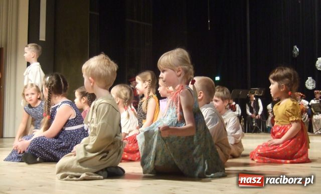 Zdjęcie w galerii na portalu naszraciborz.pl: Źródło wytańczyło Kopciuszka wiadomości z regionu