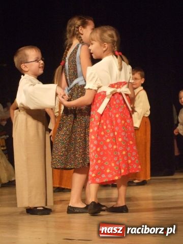 Zdjęcie w galerii na portalu naszraciborz.pl: Źródło wytańczyło Kopciuszka wiadomości z regionu