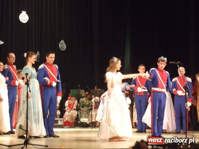 Zdjęcie w galerii na portalu naszraciborz.pl: Źródło wytańczyło Kopciuszka wiadomości z regionu