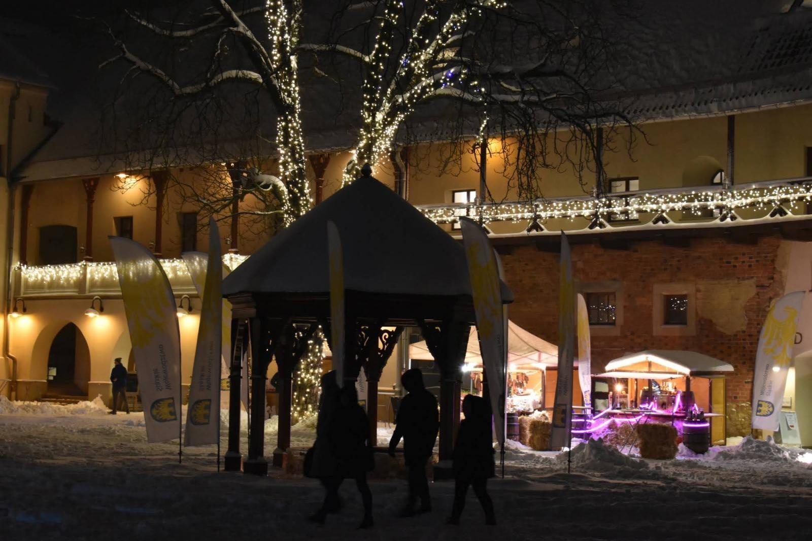 Zdjęcie w galerii na portalu naszraciborz.pl: Jarmark górnej Odry na raciborskim zamku - dzień drugi wiadomości z regionu