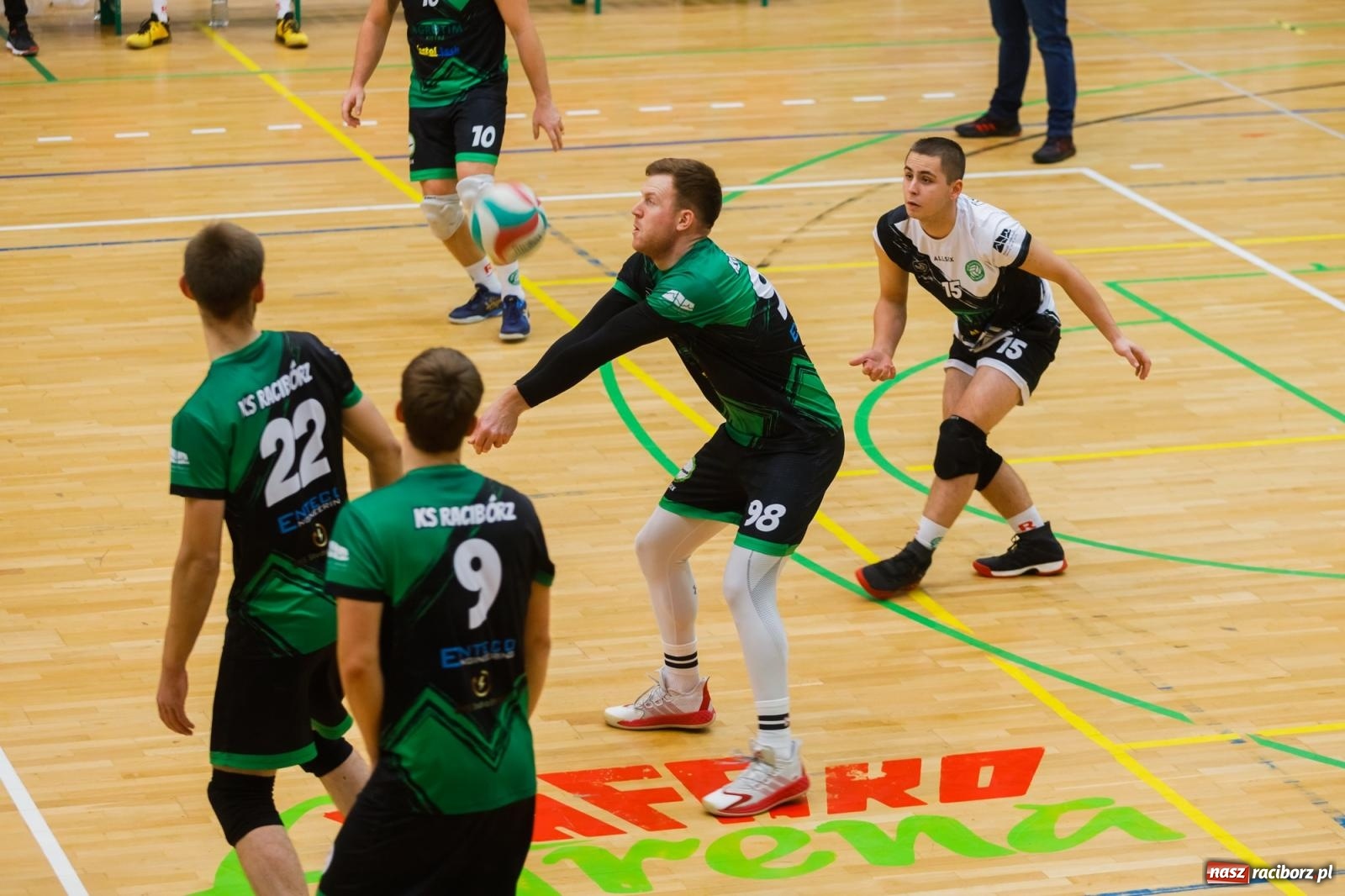 Zdjęcie w galerii na portalu naszraciborz.pl: Zimny prysznic w pierwszym secie, a potem z górki [FOTO] wiadomości z regionu