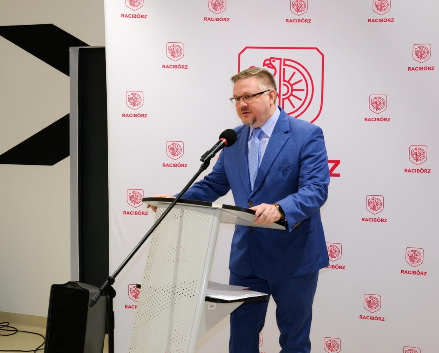 Zdjęcie w galerii na portalu naszraciborz.pl: Raciborska SOWA ma już roczek wiadomości z regionu