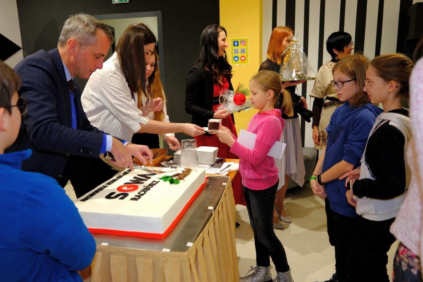 Zdjęcie w galerii na portalu naszraciborz.pl: Raciborska SOWA ma już roczek wiadomości z regionu