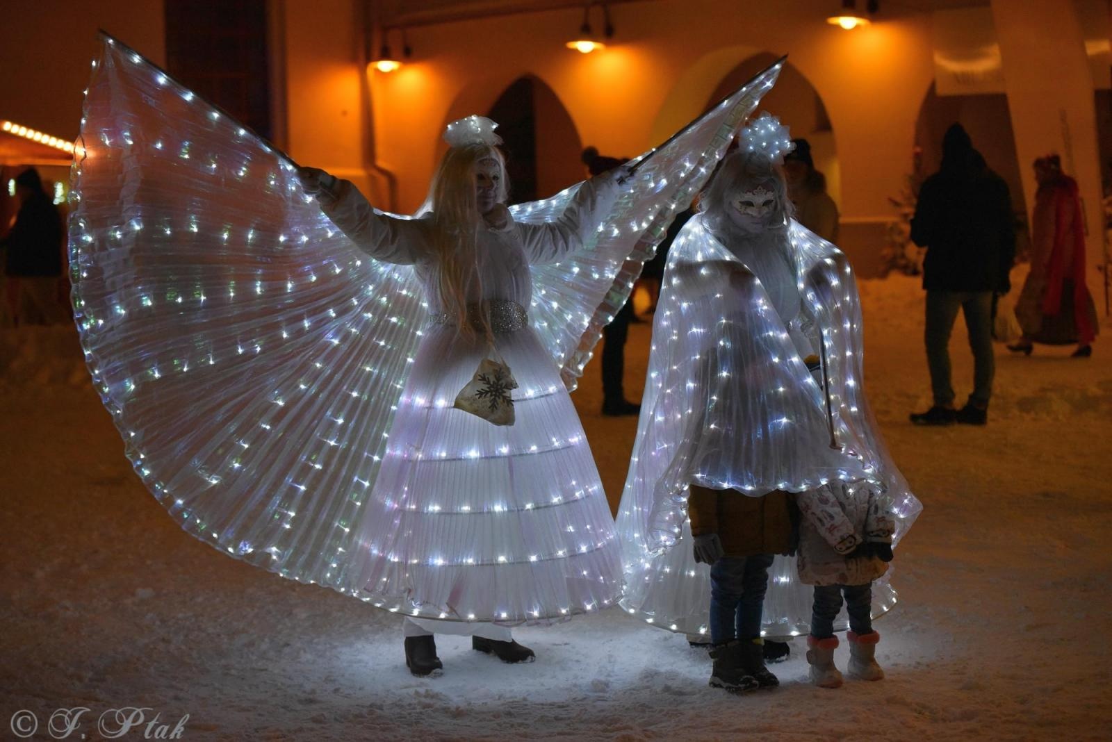 Zdjęcie w galerii na portalu naszraciborz.pl: Sobotni zamkowy jarmark ze śpiewem i folklorem wiadomości z regionu
