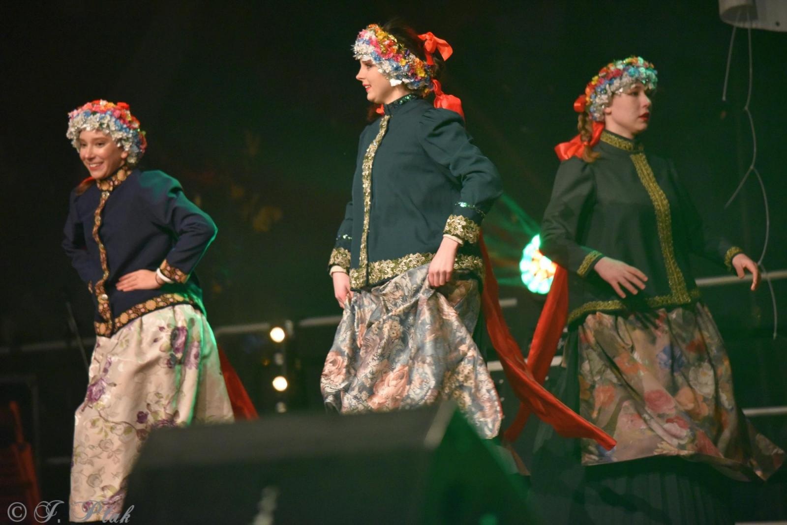 Zdjęcie w galerii na portalu naszraciborz.pl: Sobotni zamkowy jarmark ze śpiewem i folklorem wiadomości z regionu