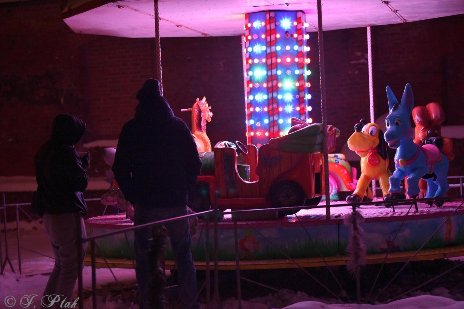 Zdjęcie w galerii na portalu naszraciborz.pl: Sobotni zamkowy jarmark ze śpiewem i folklorem wiadomości z regionu