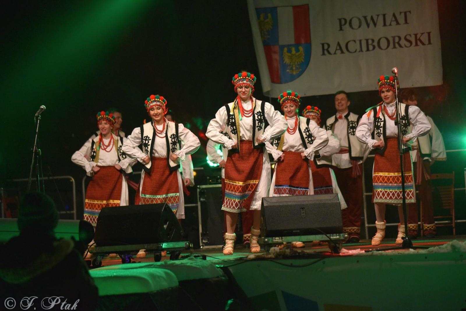 Zdjęcie w galerii na portalu naszraciborz.pl: Sobotni zamkowy jarmark ze śpiewem i folklorem wiadomości z regionu