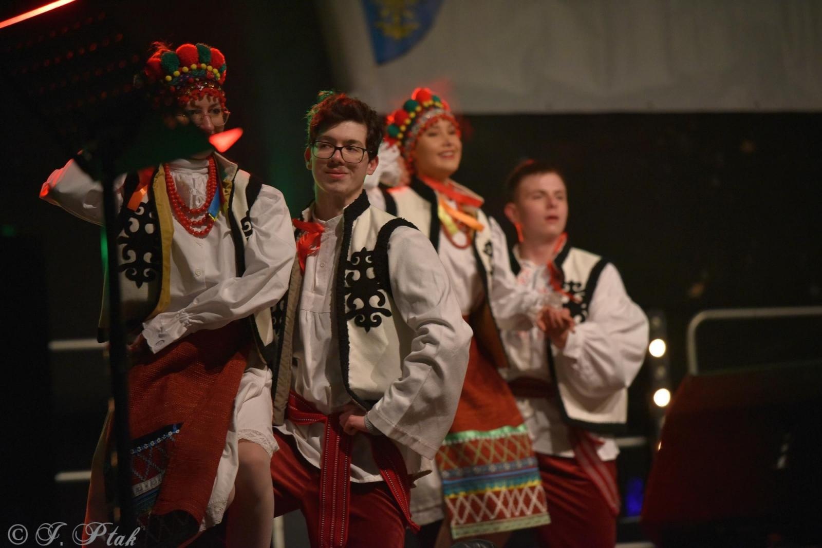 Zdjęcie w galerii na portalu naszraciborz.pl: Sobotni zamkowy jarmark ze śpiewem i folklorem wiadomości z regionu
