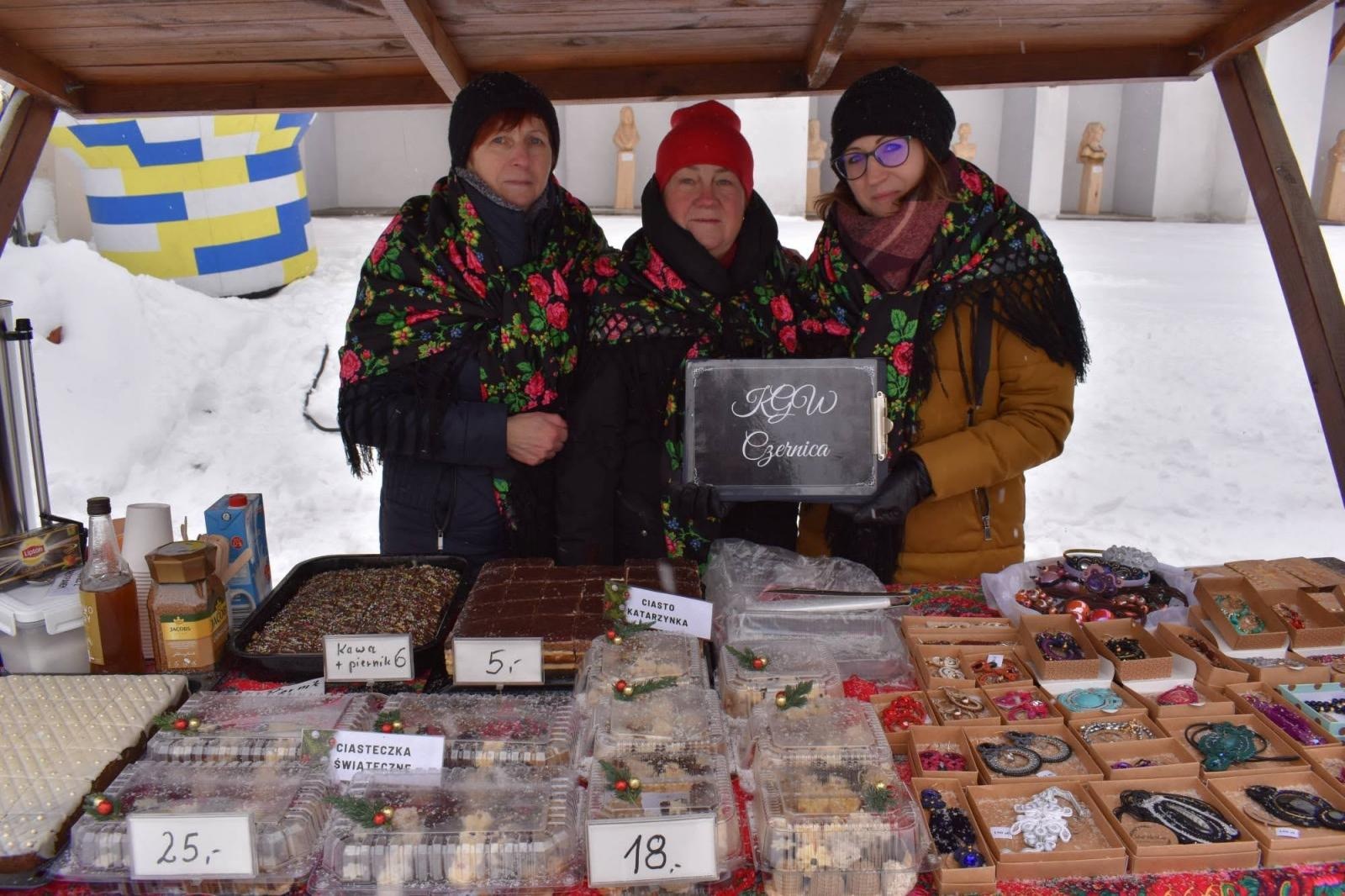 Zdjęcie w galerii na portalu naszraciborz.pl: Sobotni zamkowy jarmark ze śpiewem i folklorem wiadomości z regionu