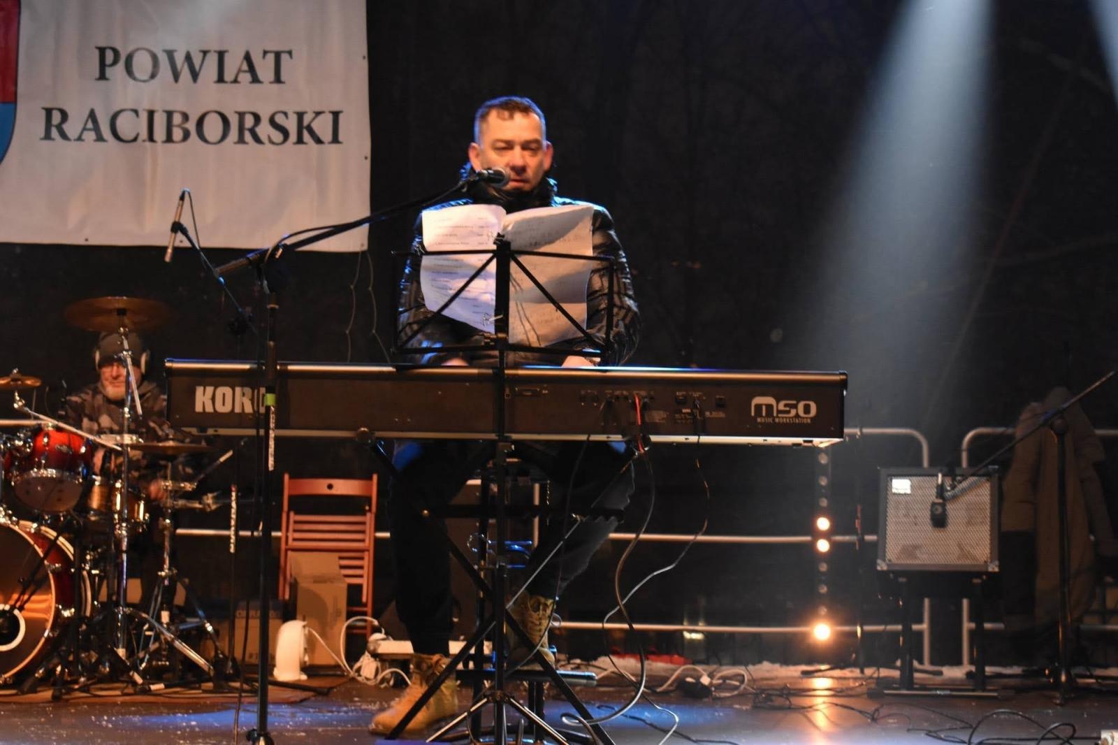 Zdjęcie w galerii na portalu naszraciborz.pl: Sobotni zamkowy jarmark ze śpiewem i folklorem wiadomości z regionu