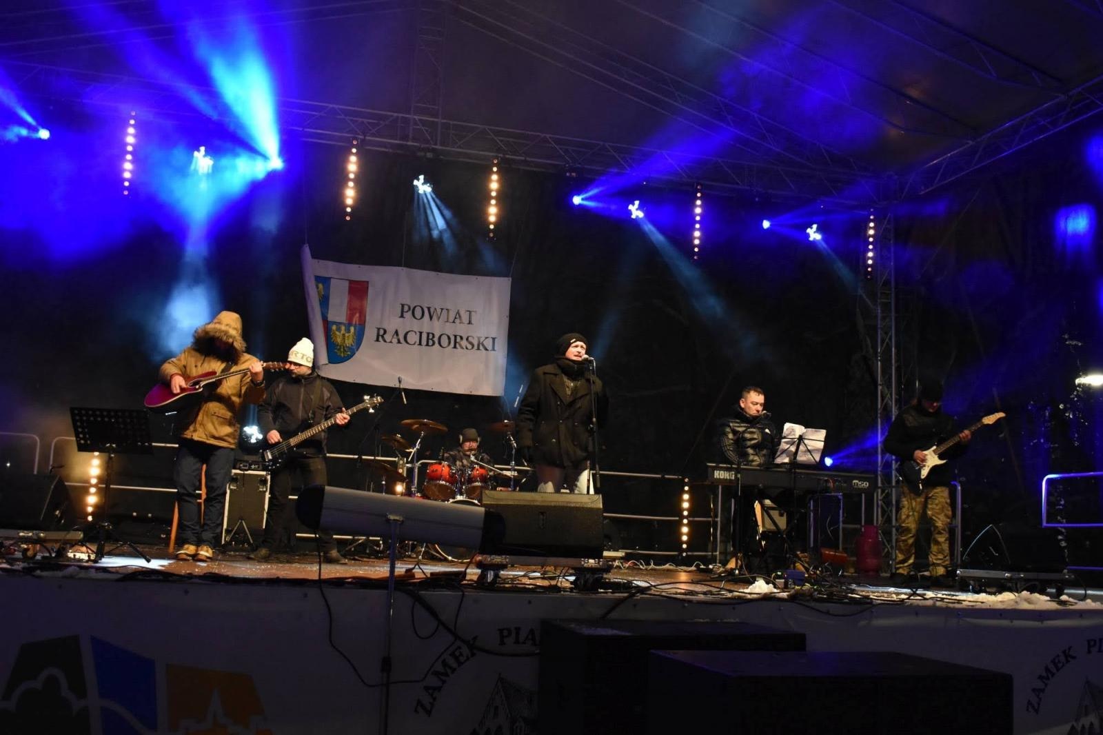 Zdjęcie w galerii na portalu naszraciborz.pl: Sobotni zamkowy jarmark ze śpiewem i folklorem wiadomości z regionu