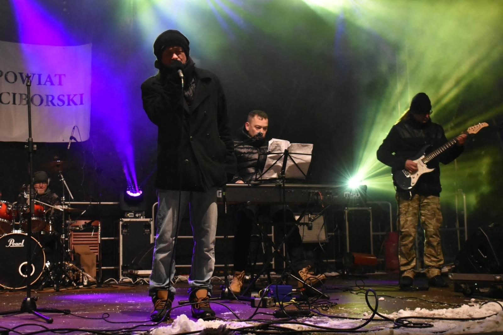 Zdjęcie w galerii na portalu naszraciborz.pl: Sobotni zamkowy jarmark ze śpiewem i folklorem wiadomości z regionu