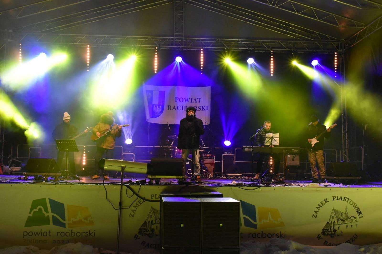 Zdjęcie w galerii na portalu naszraciborz.pl: Sobotni zamkowy jarmark ze śpiewem i folklorem wiadomości z regionu