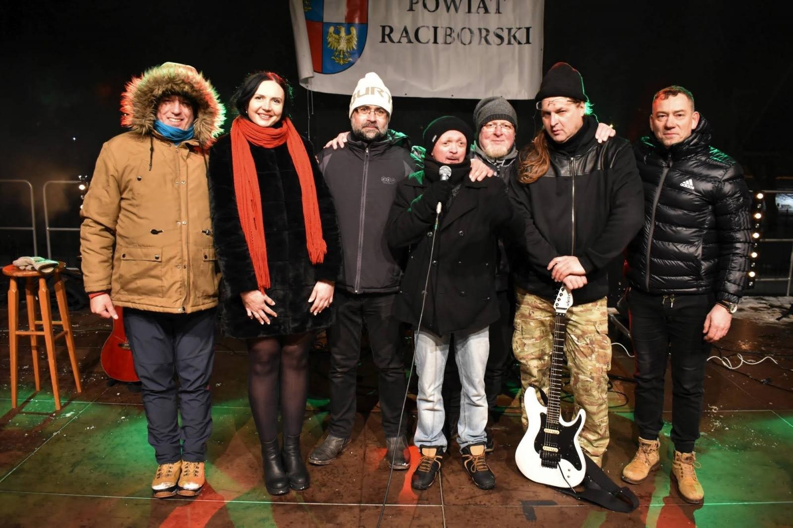 Zdjęcie w galerii na portalu naszraciborz.pl: Sobotni zamkowy jarmark ze śpiewem i folklorem wiadomości z regionu