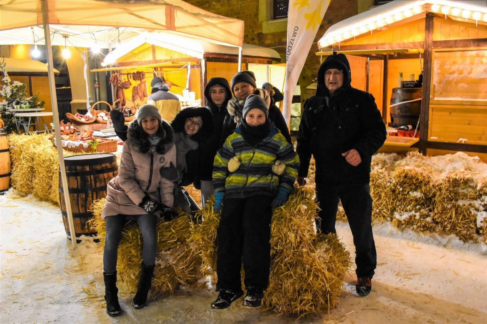 Zdjęcie w galerii na portalu naszraciborz.pl: Sobotni zamkowy jarmark ze śpiewem i folklorem wiadomości z regionu