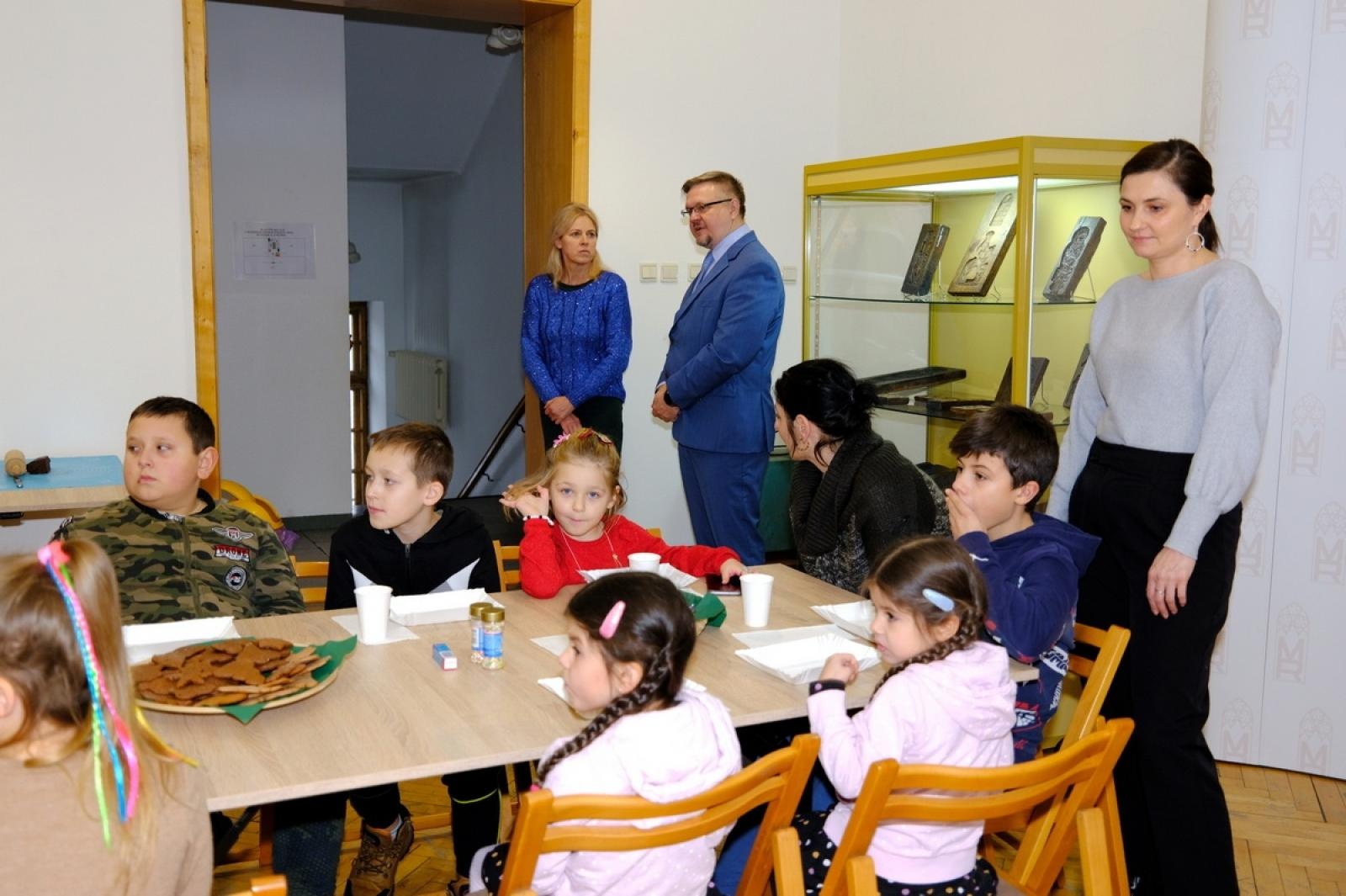 Zdjęcie w galerii na portalu naszraciborz.pl: Muzeum zorganizowało warsztaty piernikarskie wiadomości z regionu