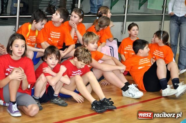 Zdjęcie w galerii na portalu naszraciborz.pl: Rywalizacji towarzyszył pokaz potraw wiadomości z regionu