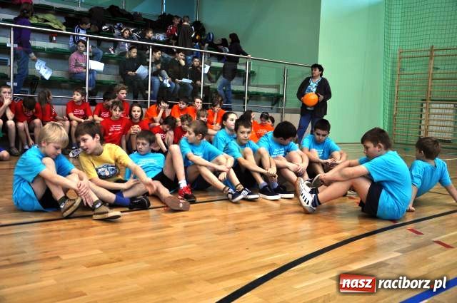 Zdjęcie w galerii na portalu naszraciborz.pl: Rywalizacji towarzyszył pokaz potraw wiadomości z regionu