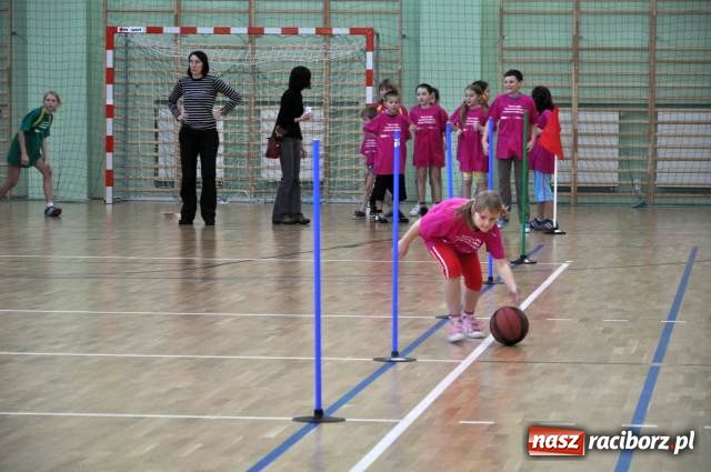 Zdjęcie w galerii na portalu naszraciborz.pl: Rywalizacji towarzyszył pokaz potraw wiadomości z regionu