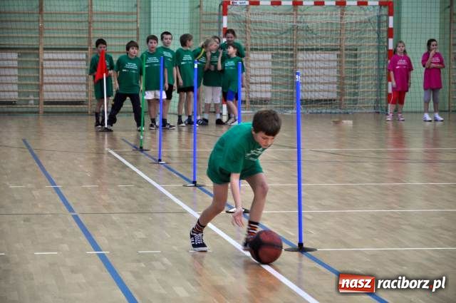 Zdjęcie w galerii na portalu naszraciborz.pl: Rywalizacji towarzyszył pokaz potraw wiadomości z regionu