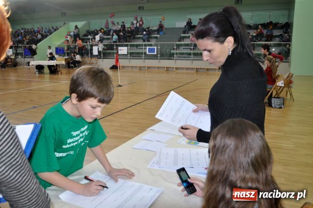 Zdjęcie w galerii na portalu naszraciborz.pl: Rywalizacji towarzyszył pokaz potraw wiadomości z regionu