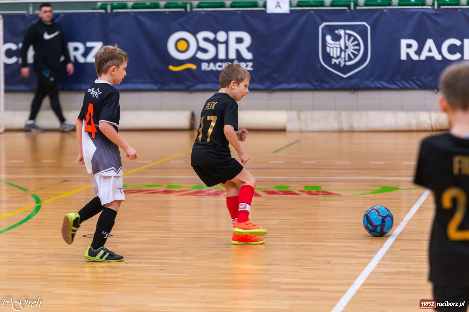 Zdjęcie w galerii na portalu naszraciborz.pl: Świąteczne zmagania piłkarskie w hali OSiR [FOTO i WIDEO] wiadomości z regionu