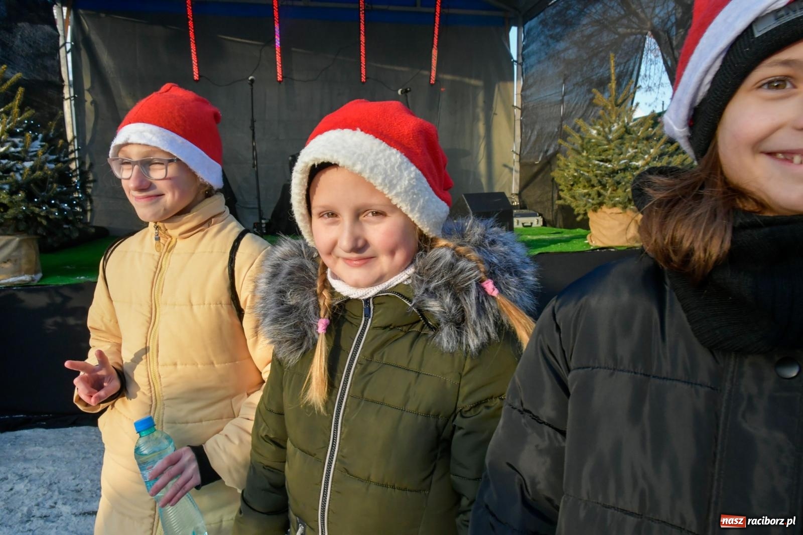 Zdjęcie w galerii na portalu naszraciborz.pl: Fantastyczna zabawa na kiermaszu w Krzanowicach [FOTO i WIDEO] wiadomości z regionu