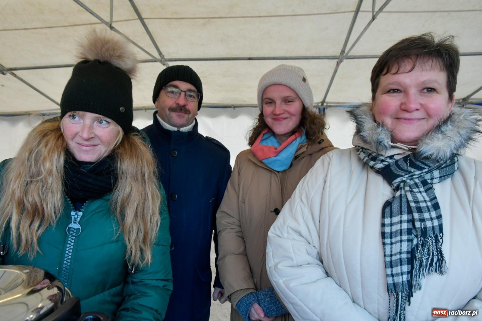 Zdjęcie w galerii na portalu naszraciborz.pl: Fantastyczna zabawa na kiermaszu w Krzanowicach [FOTO i WIDEO] wiadomości z regionu