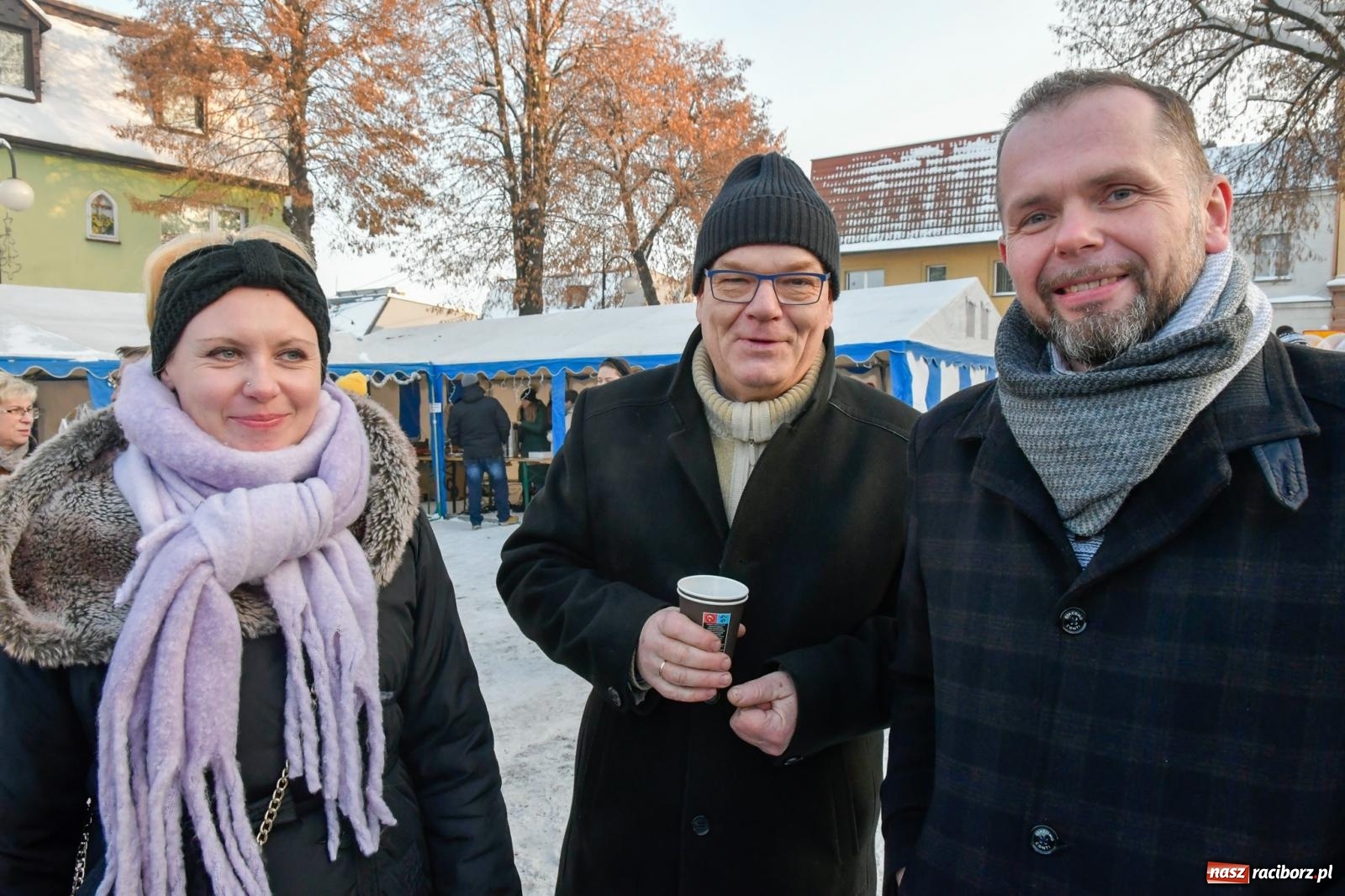 Zdjęcie w galerii na portalu naszraciborz.pl: Fantastyczna zabawa na kiermaszu w Krzanowicach [FOTO i WIDEO] wiadomości z regionu