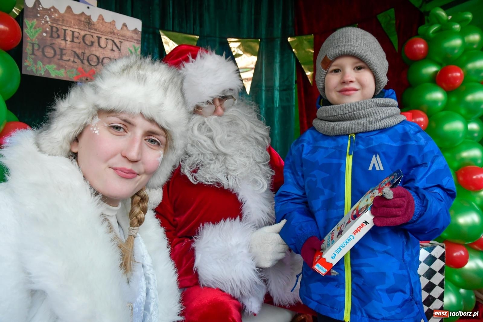 Zdjęcie w galerii na portalu naszraciborz.pl: Fantastyczna zabawa na kiermaszu w Krzanowicach [FOTO i WIDEO] wiadomości z regionu