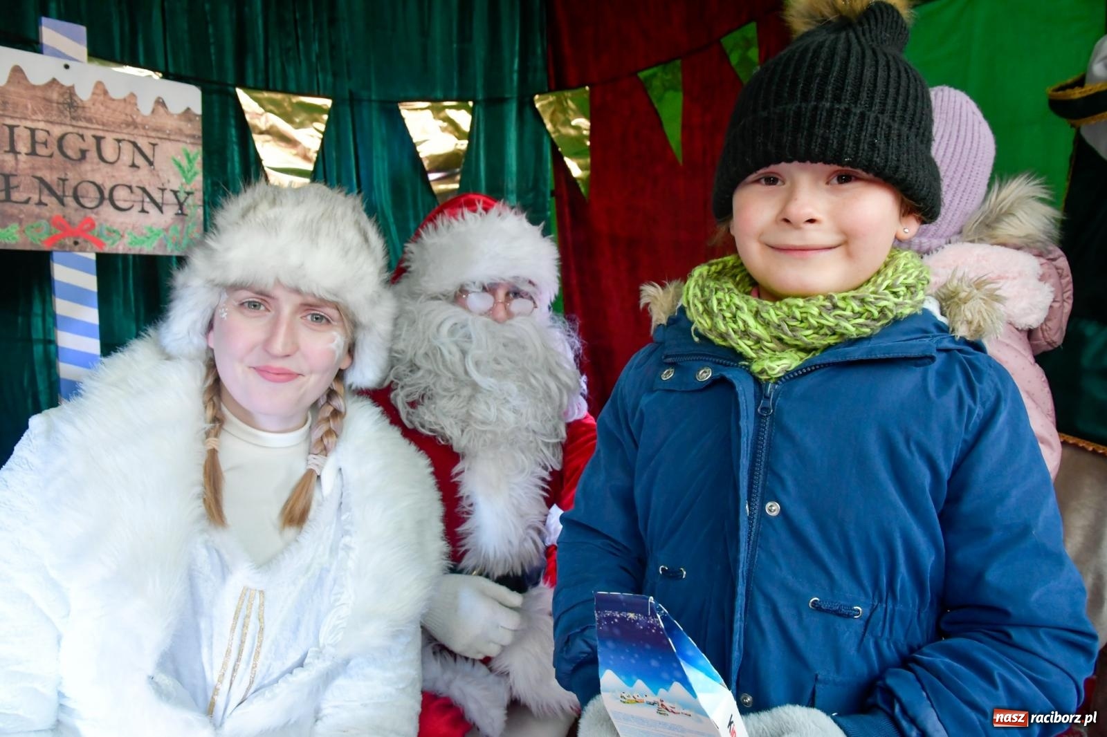 Zdjęcie w galerii na portalu naszraciborz.pl: Fantastyczna zabawa na kiermaszu w Krzanowicach [FOTO i WIDEO] wiadomości z regionu