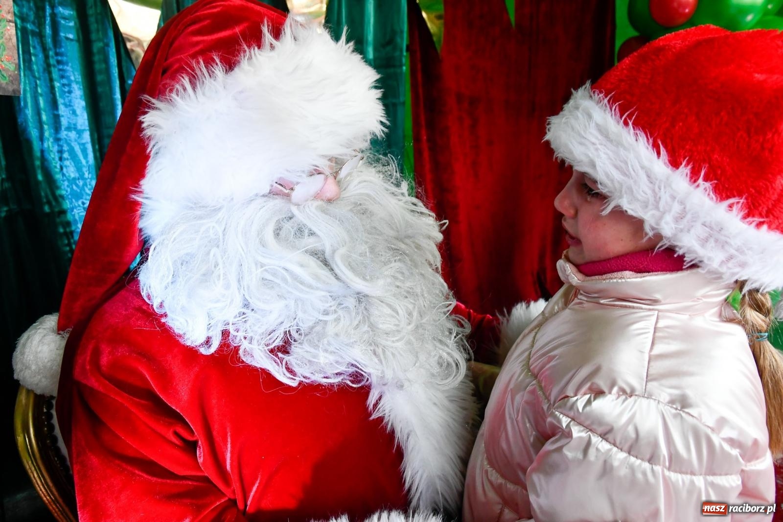 Zdjęcie w galerii na portalu naszraciborz.pl: Fantastyczna zabawa na kiermaszu w Krzanowicach [FOTO i WIDEO] wiadomości z regionu