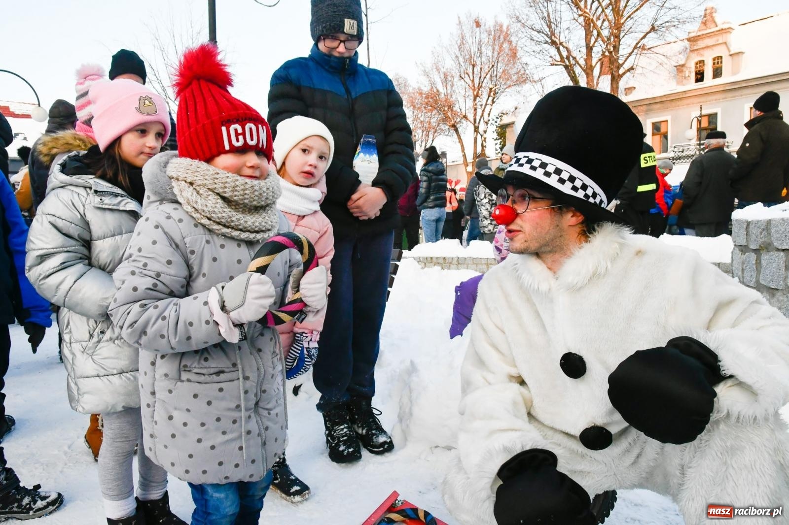 Zdjęcie w galerii na portalu naszraciborz.pl: Fantastyczna zabawa na kiermaszu w Krzanowicach [FOTO i WIDEO] wiadomości z regionu