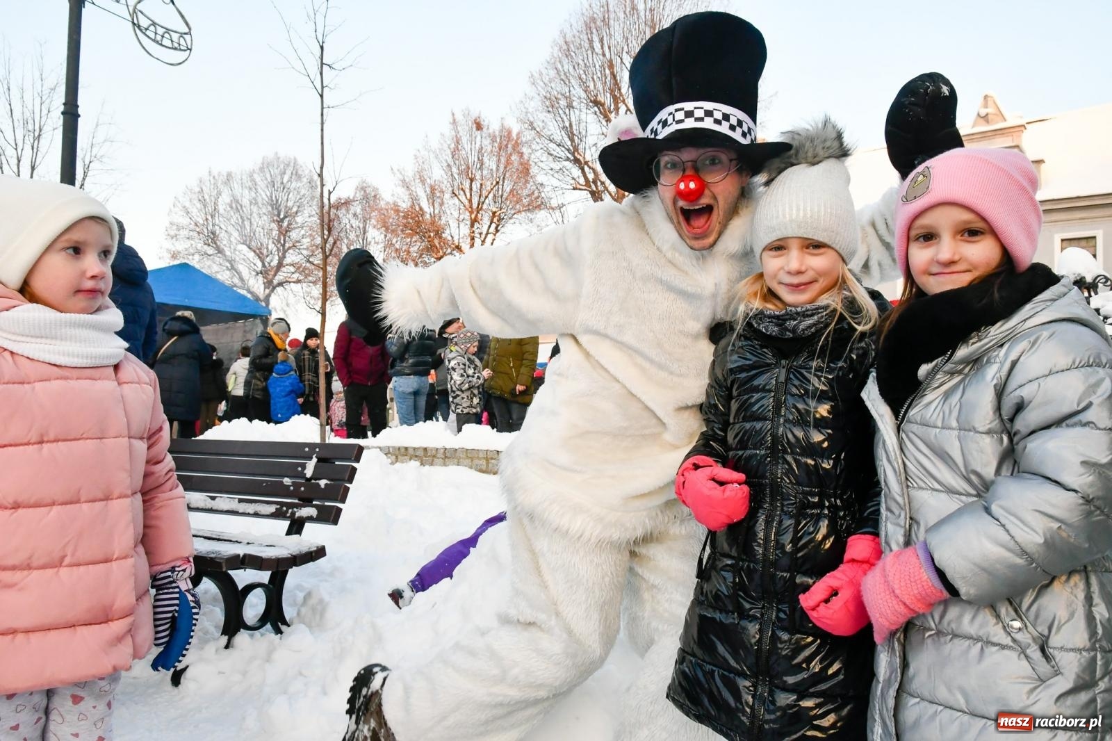 Zdjęcie w galerii na portalu naszraciborz.pl: Fantastyczna zabawa na kiermaszu w Krzanowicach [FOTO i WIDEO] wiadomości z regionu