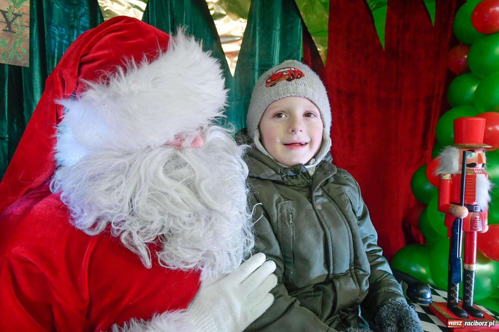 Zdjęcie w galerii na portalu naszraciborz.pl: Fantastyczna zabawa na kiermaszu w Krzanowicach [FOTO i WIDEO] wiadomości z regionu