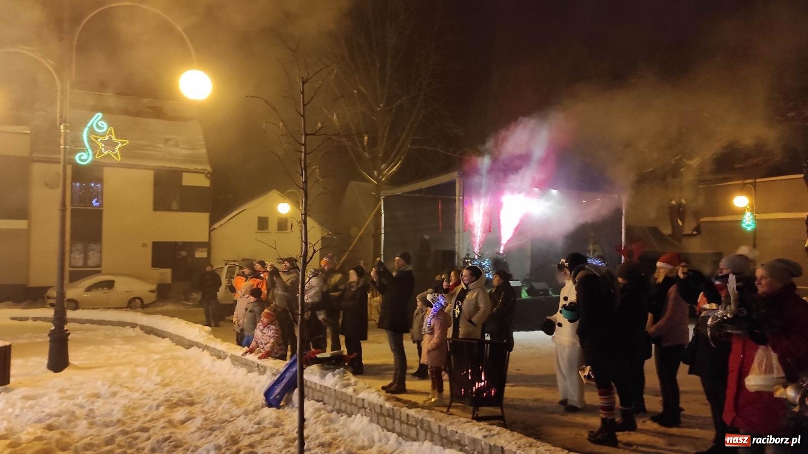 Zdjęcie w galerii na portalu naszraciborz.pl: Fantastyczna zabawa na kiermaszu w Krzanowicach [FOTO i WIDEO] wiadomości z regionu