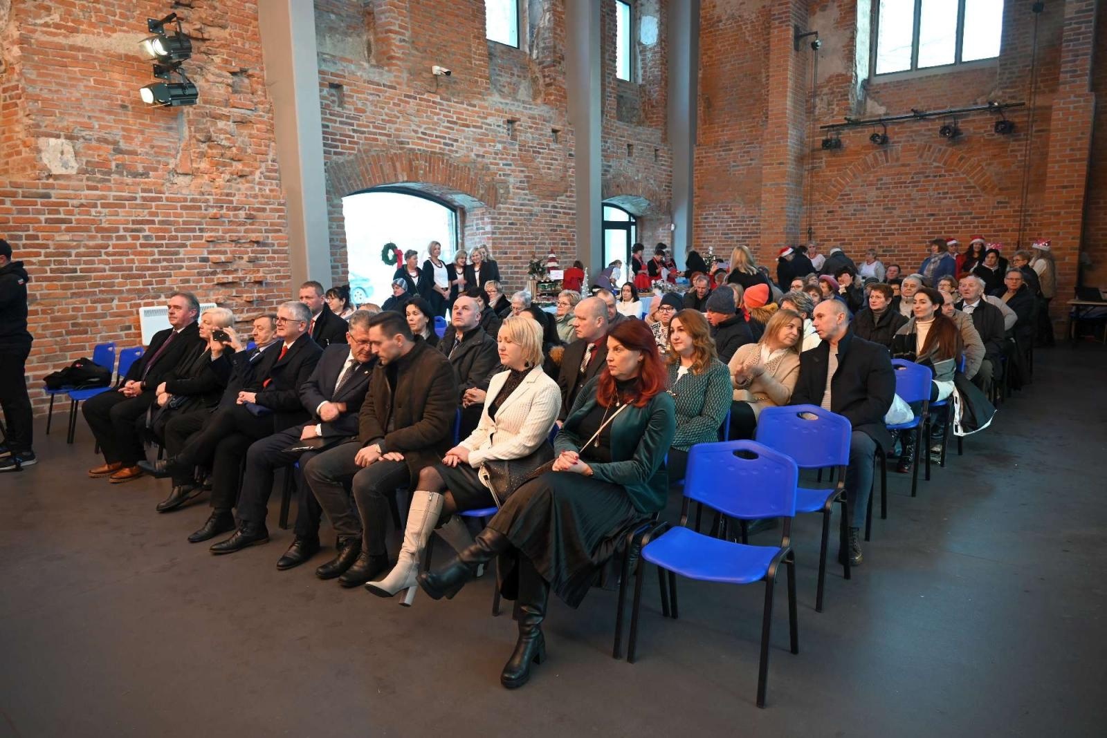 Zdjęcie w galerii na portalu naszraciborz.pl: Magia świąt w tworkowskim zamku [FOTO] wiadomości z regionu