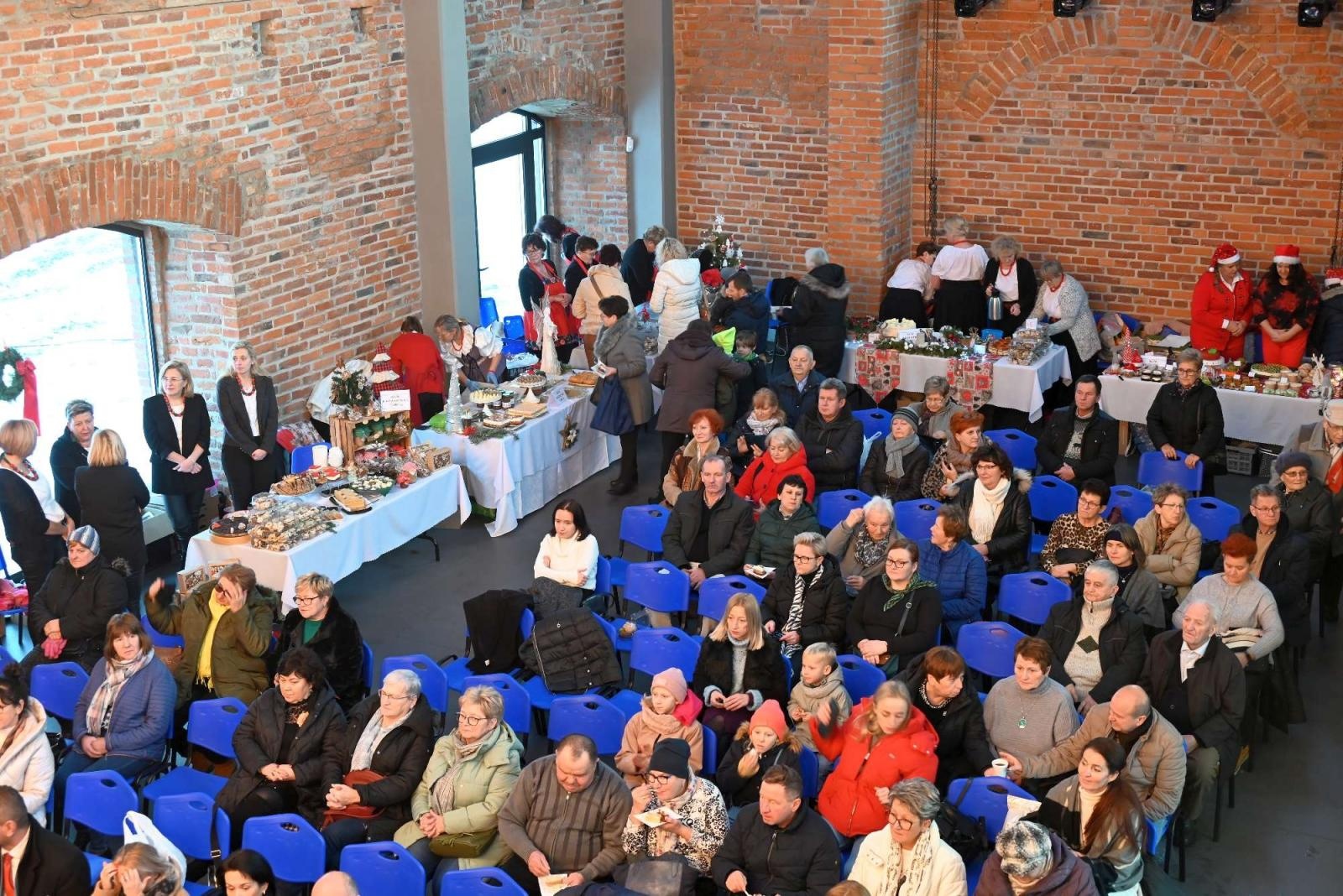 Zdjęcie w galerii na portalu naszraciborz.pl: Magia świąt w tworkowskim zamku [FOTO] wiadomości z regionu